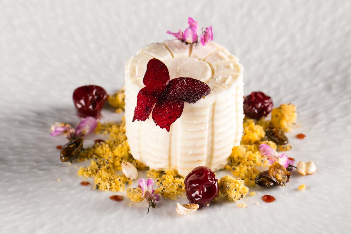 Luna e dolci dell’anima: cosa mangi secondo la tua emotività culinaria